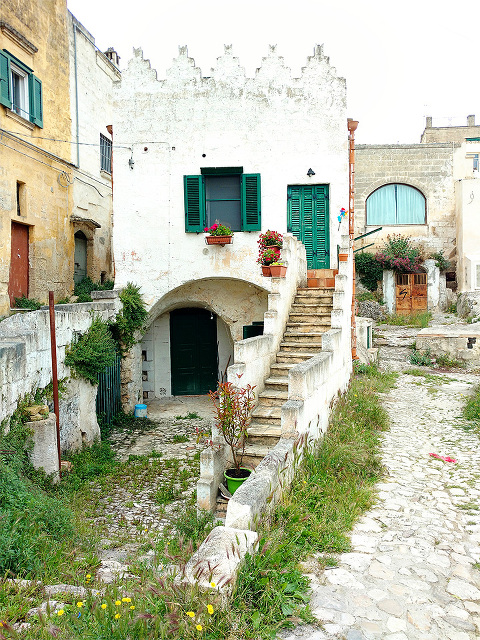 Full article: Matera in posa: The Photographic Self-Portrait of a  Southern-Italian City, 1900–1920